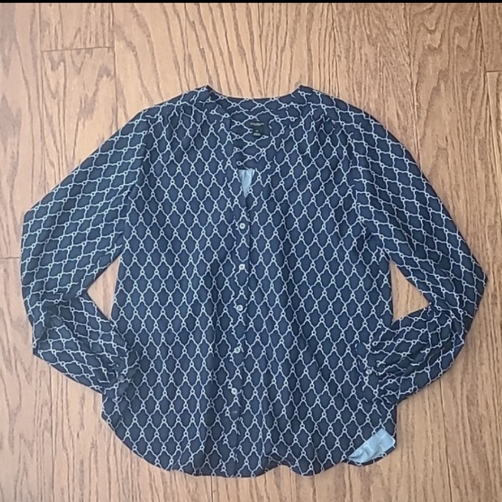Ann Taylor Geo Camp Shirt / Blouse Size XS